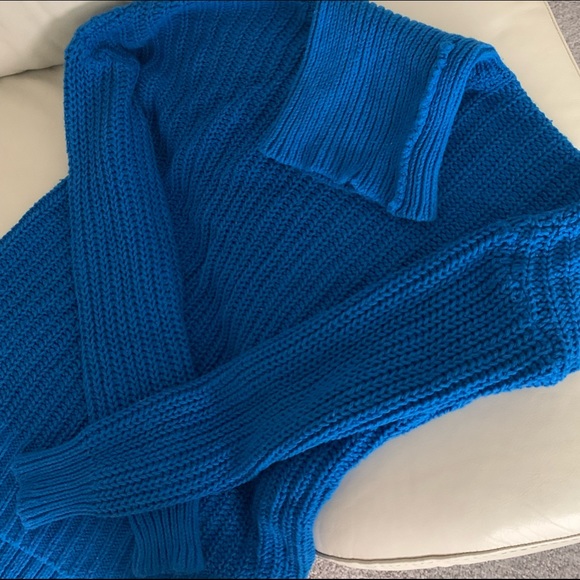 Dress - Picture 4 of 5